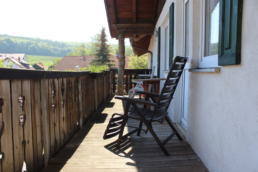 Ostbalkon zum Ruhen und Rauchen
